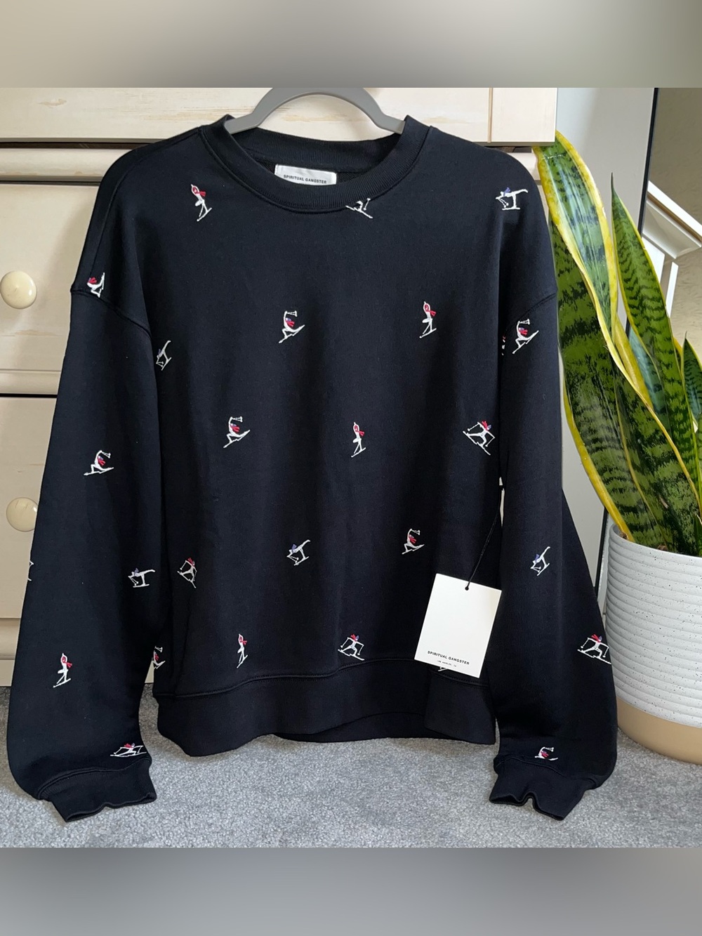 NWT Spiritual Gangster Namaski Astrid Sweatshirt M